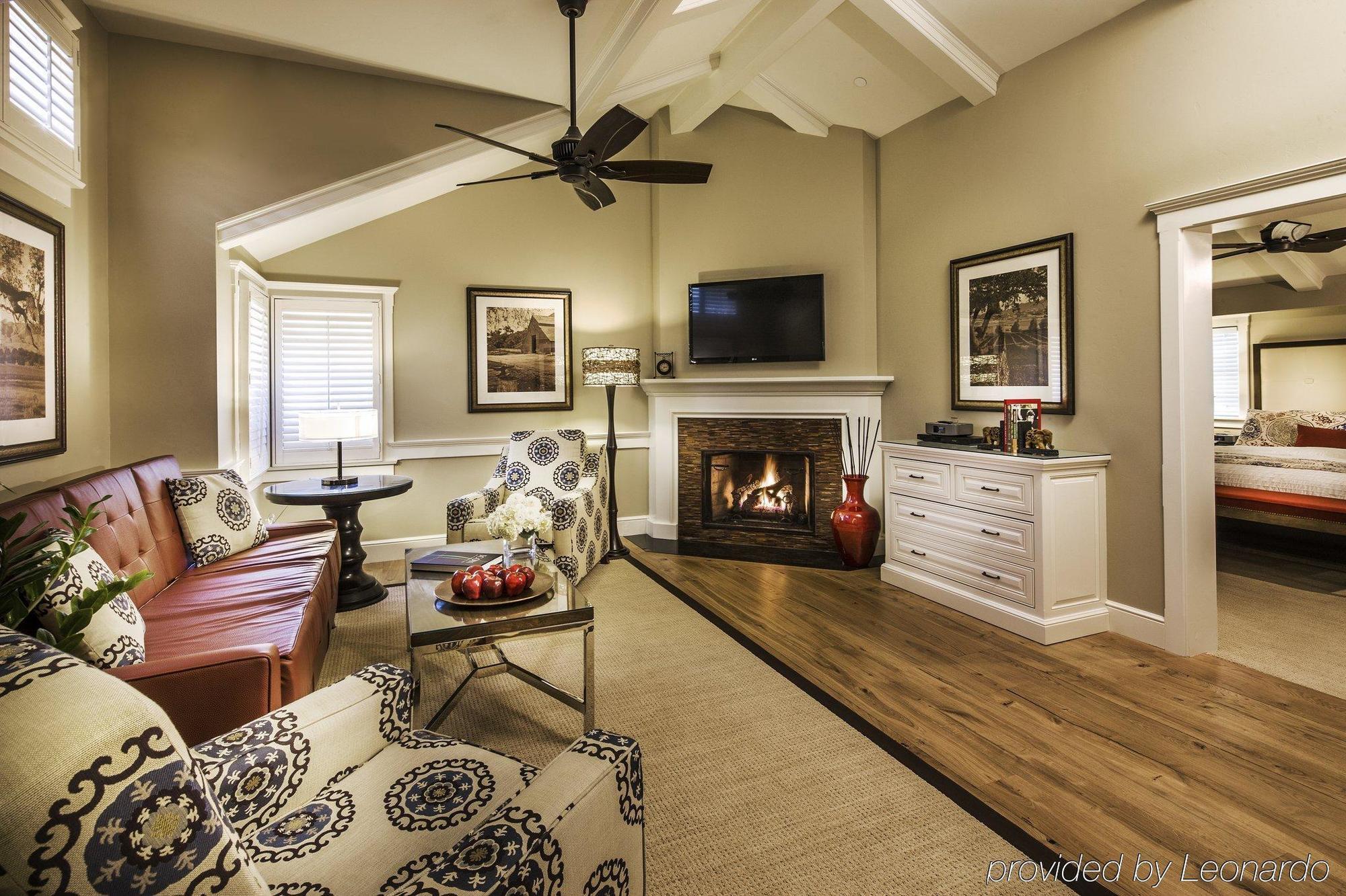 Fess Parker Wine Country Inn Лос Оливос Екстериор снимка